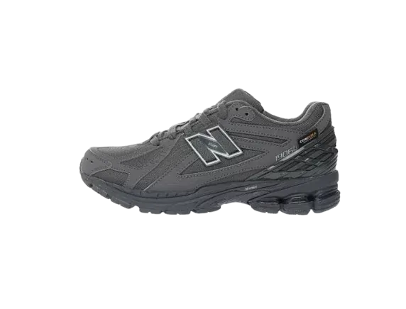 NEW BALANCE 1906 PROTECTION PACK Shoes